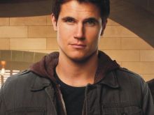 Robbie Amell