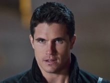 Robbie Amell