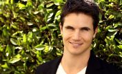 Robbie Amell