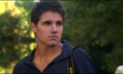 Robbie Amell