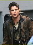 Robbie Amell