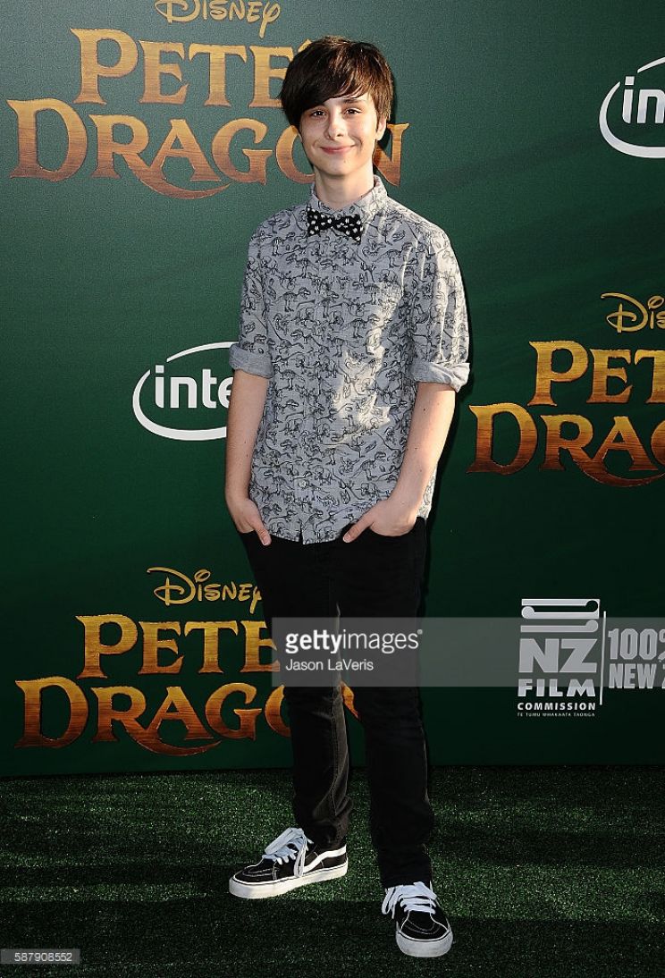 Robbie Tucker