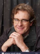 Robert Bathurst