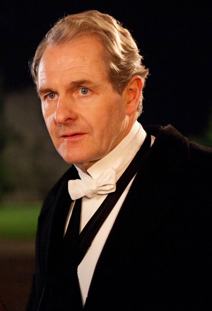 Robert Bathurst