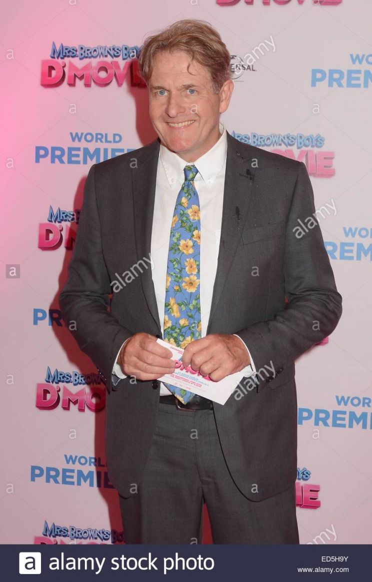Robert Bathurst