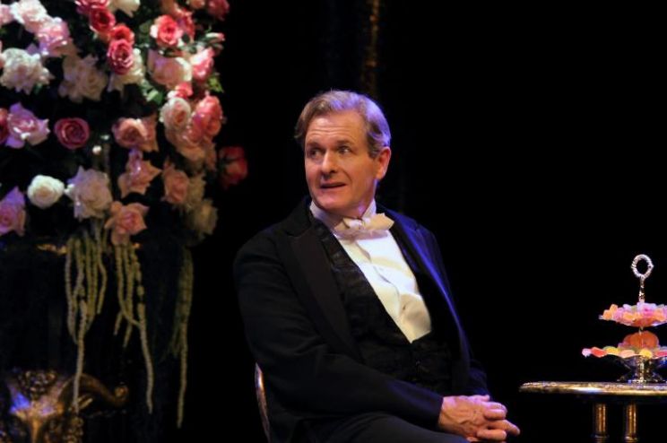 Robert Bathurst