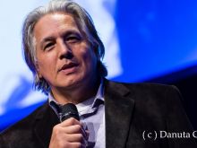 Robert Beltran
