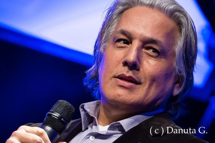 Robert Beltran