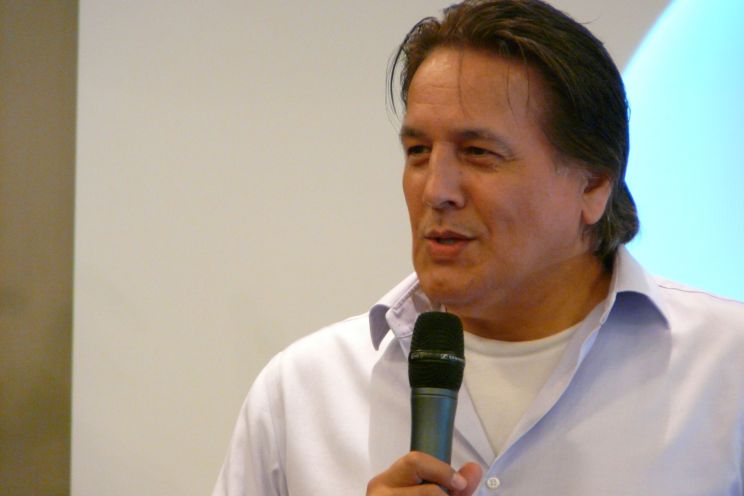 Robert Beltran