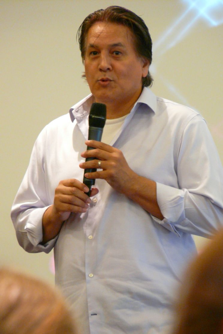 Robert Beltran