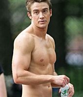 Robert Buckley