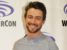 Robert Buckley