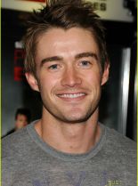 Robert Buckley