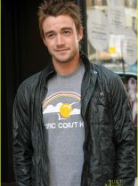 Robert Buckley