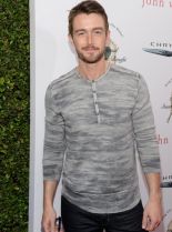 Robert Buckley