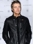 Robert Buckley