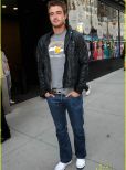 Robert Buckley