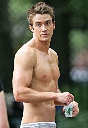 Robert Buckley