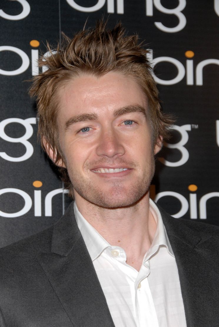 Robert Buckley