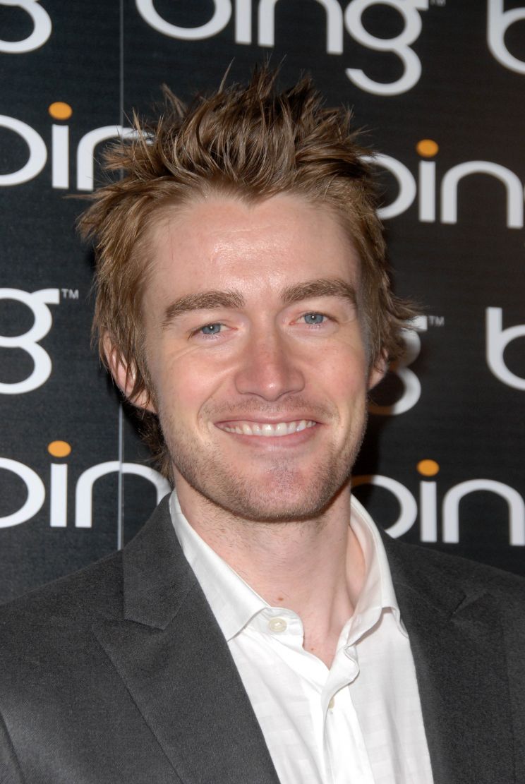 Robert Buckley