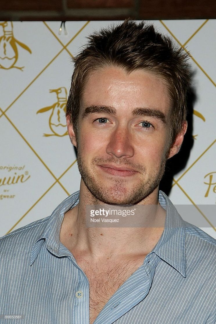 Robert Buckley