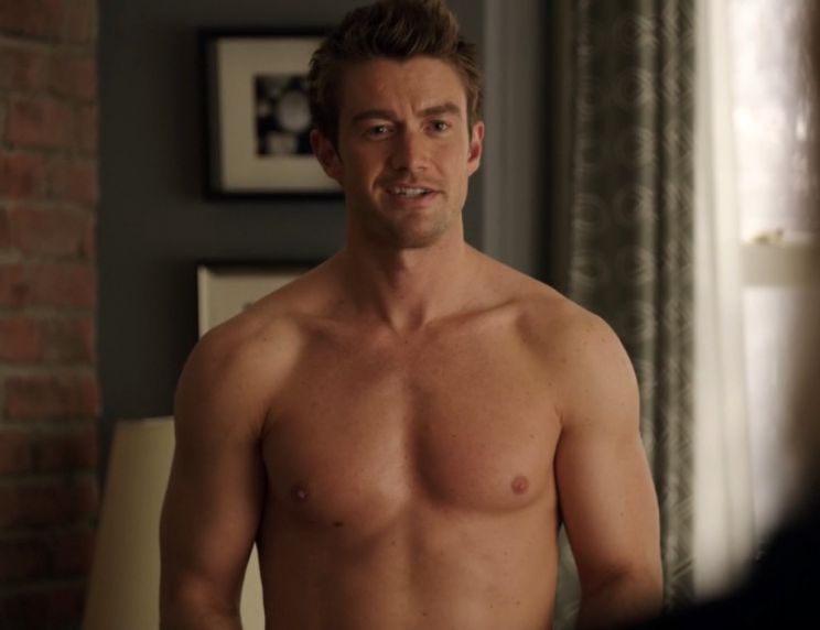 Robert Buckley
