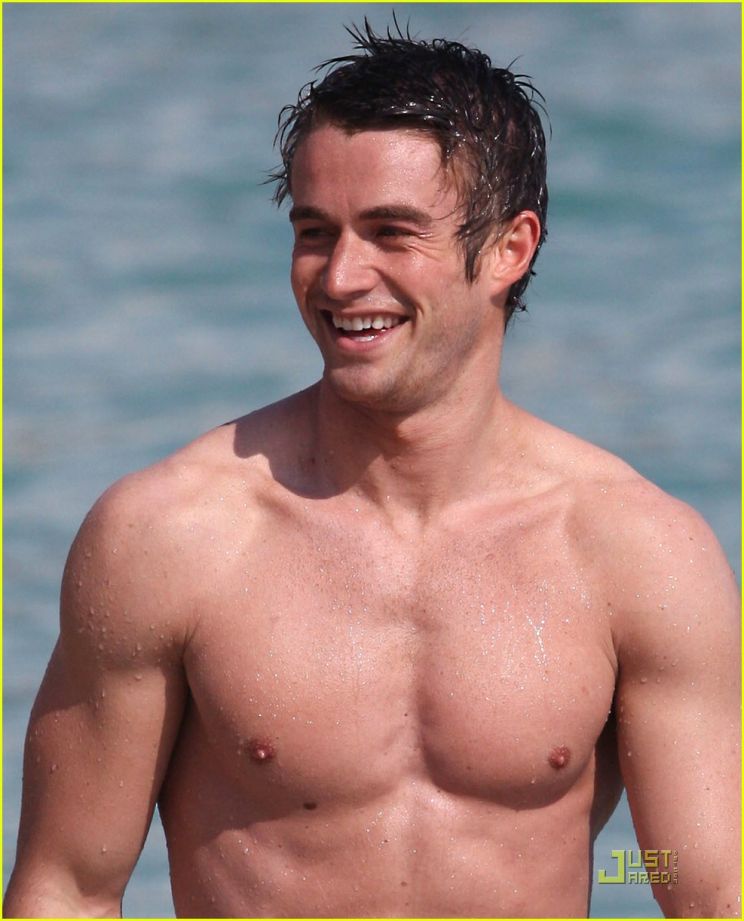 Robert Buckley