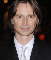 Robert Carlyle