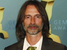 Robert Carlyle