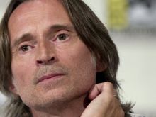 Robert Carlyle