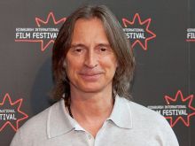 Robert Carlyle