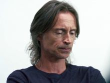 Robert Carlyle