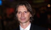 Robert Carlyle