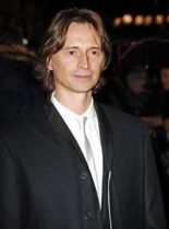 Robert Carlyle