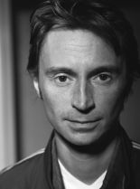 Robert Carlyle