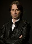 Robert Carlyle