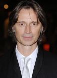 Robert Carlyle