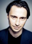 Robert Carlyle