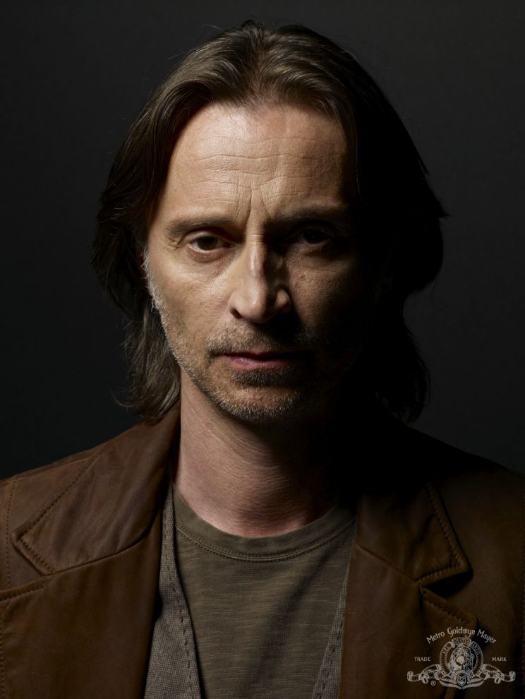 Robert Carlyle