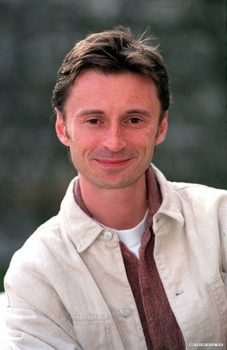 Robert Carlyle