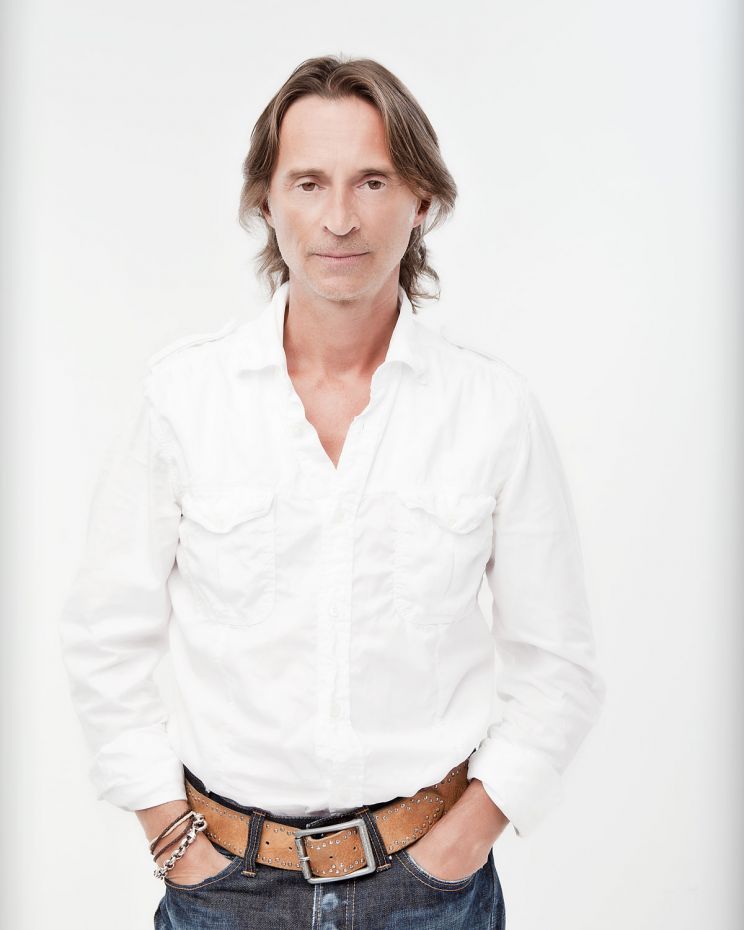 Robert Carlyle