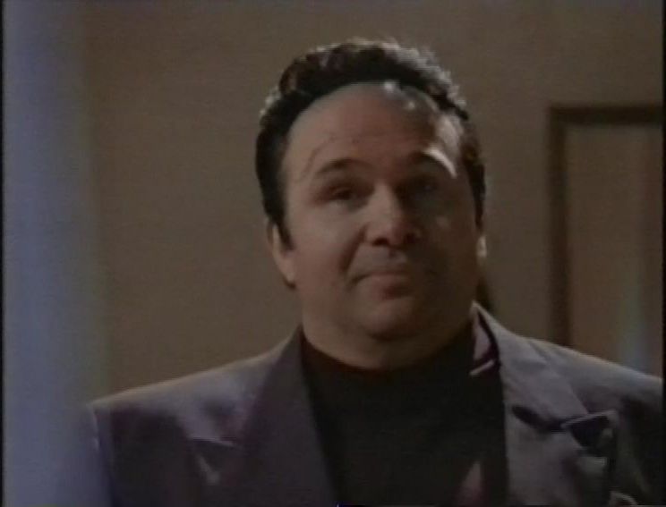 Robert Costanzo