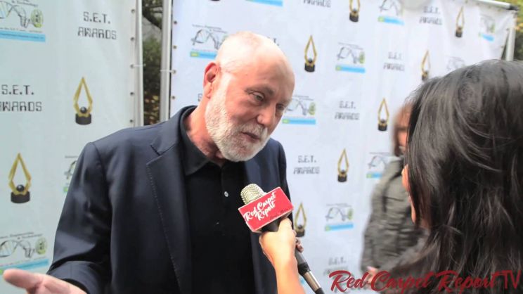 Robert David Hall