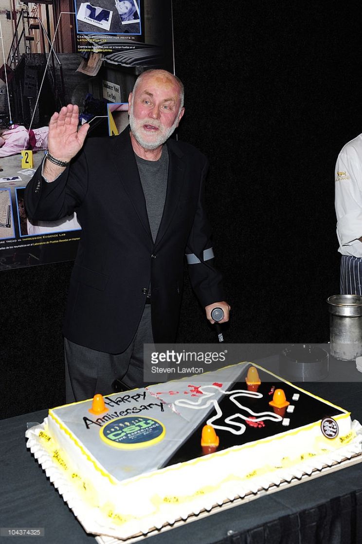 Robert David Hall