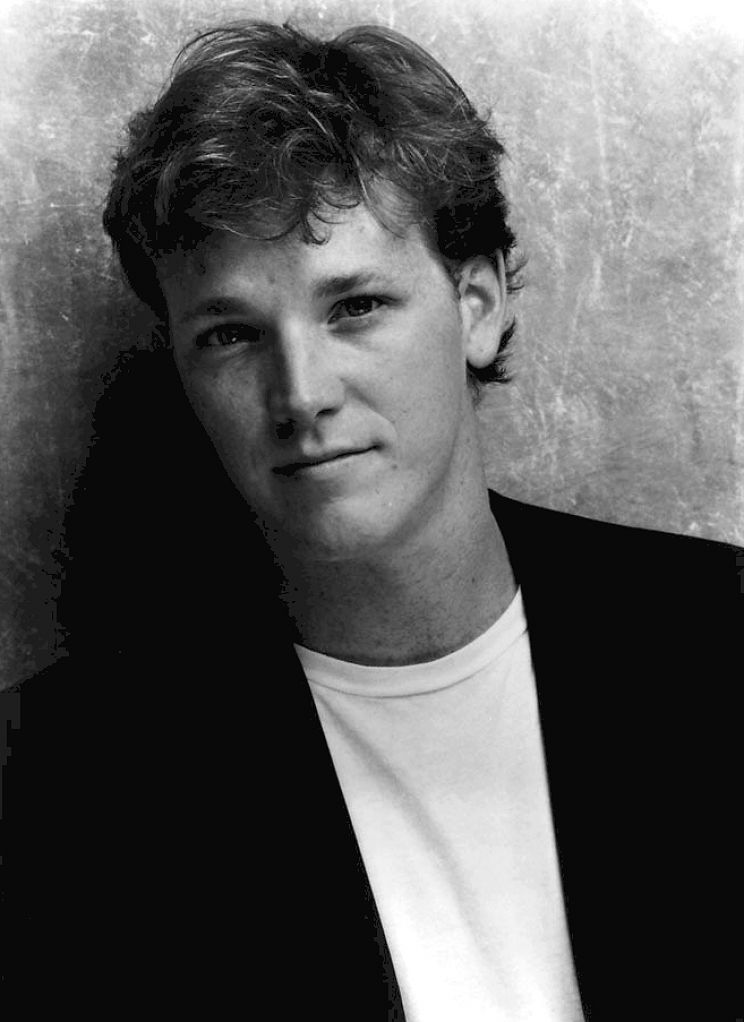 Robert Duncan McNeill