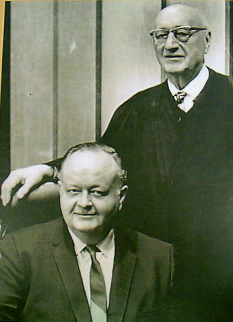 Robert Emhardt