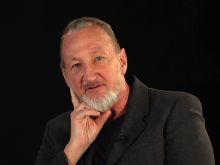 Robert Englund