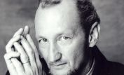 Robert Englund