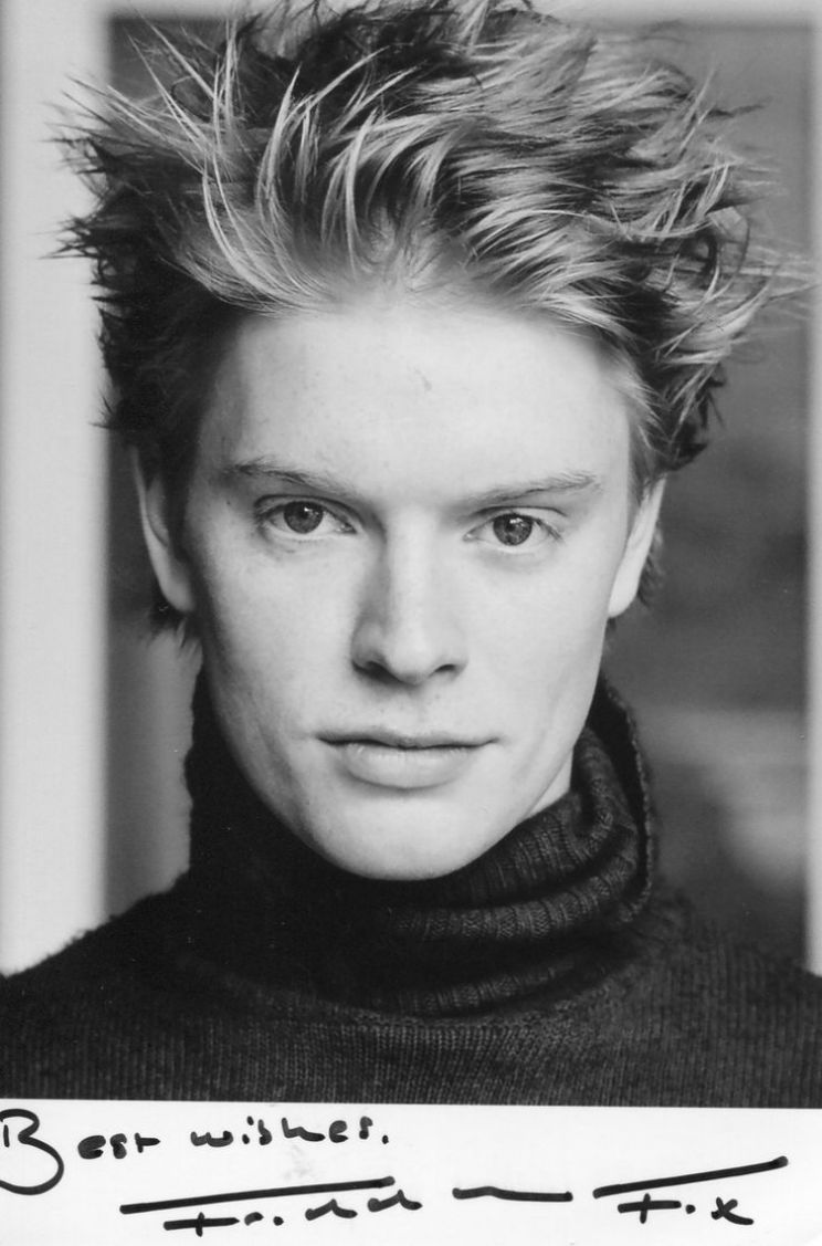 Robert Fox