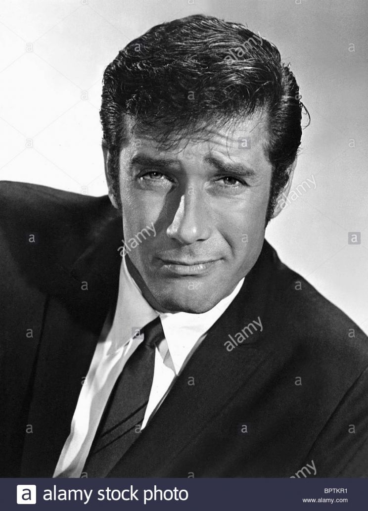 Robert Fuller